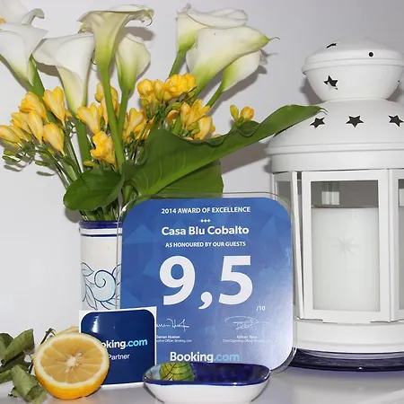 Alojamento de Acomodação e Pequeno-almoço Casa Blu Cobalto 3*