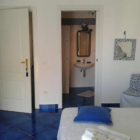 Casa Blu Cobalto Bed & Breakfast *